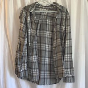 Old navy plaid flannel top